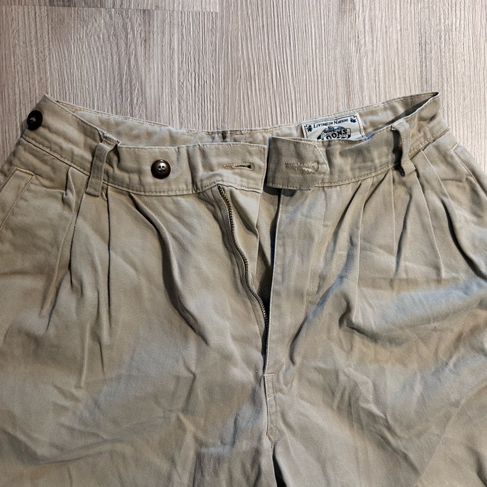 Living in nature vintage style khakis​ - Picture 3 of 16